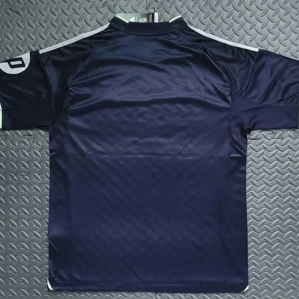 Real Madrid 25/26 Away Jersey Fan Version Slim Fit - Picture 2 of 2